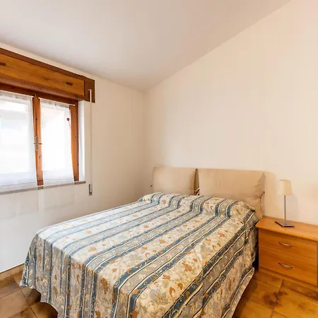 Ampia Terrazza Vista Mare E Aria Condizionata Appartamento