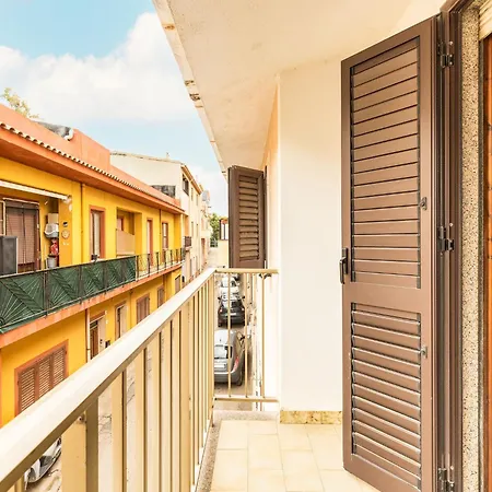 Ampia Terrazza Vista Mare E Aria Condizionata Appartamento *