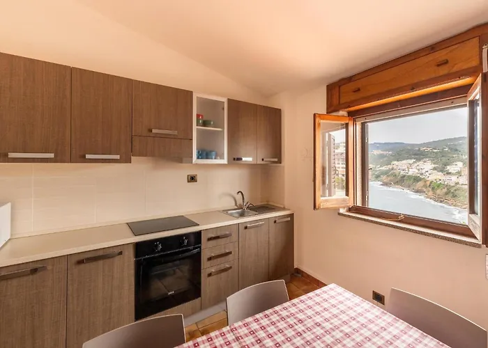 Ampia Terrazza Vista Mare E Aria Condizionata Appartement