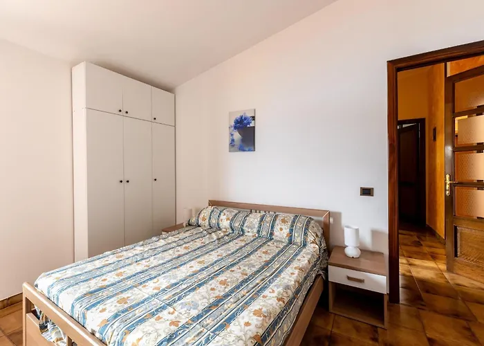 Ampia Terrazza Vista Mare E Aria Condizionata *