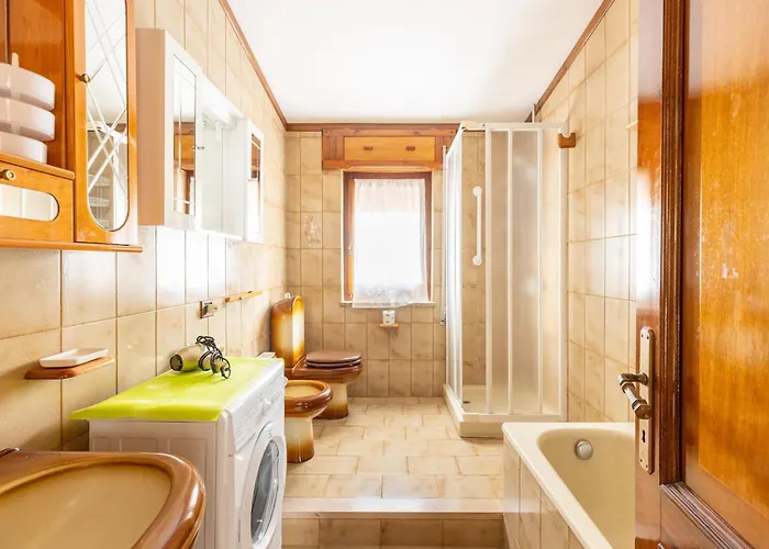 Ampia Terrazza Vista Mare E Aria Condizionata